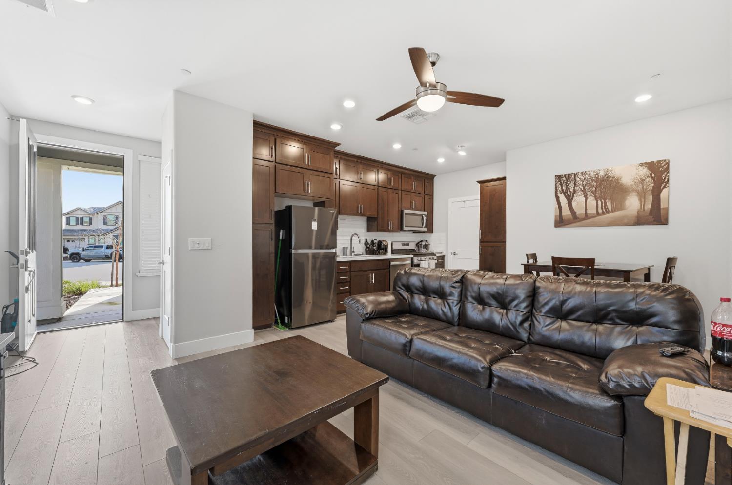 810 Broken Bit Court Rocklin, CA 95765 - Photo 35 of 47 a living room with furniture and kitchen view