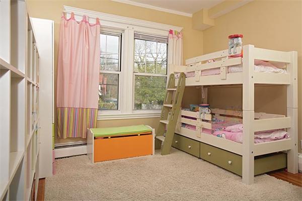 142 Middlesex Road, Unit 1 Newton, MA 02467 - Photo 8 of 9