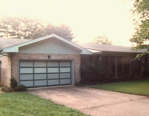 3942 Yorktown Road Chattanooga, TN 37416 - Photo 1 of 1 Primary Photo
