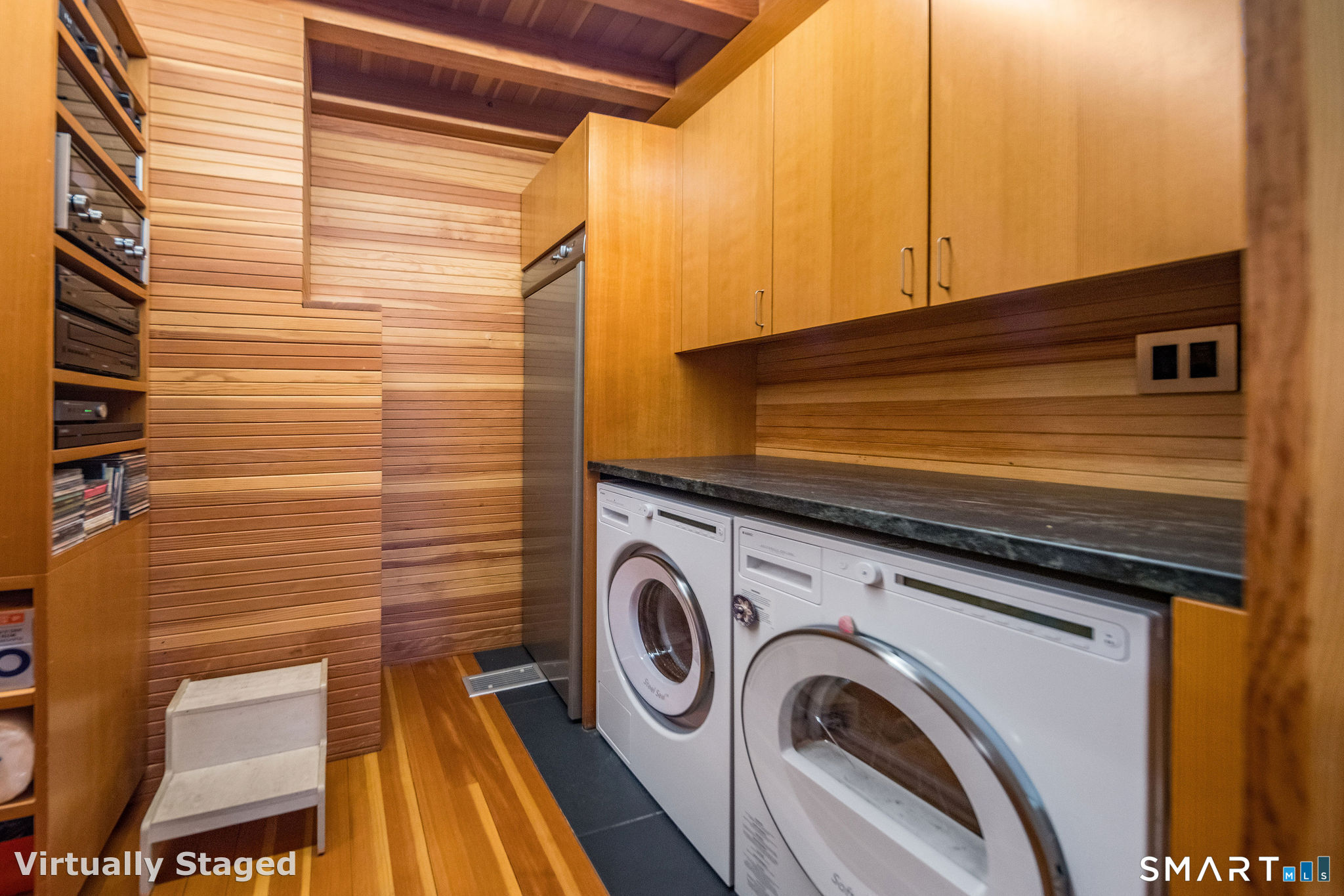 61 Hartford Avenue Madison, CT 06443 - Photo 33 of 75