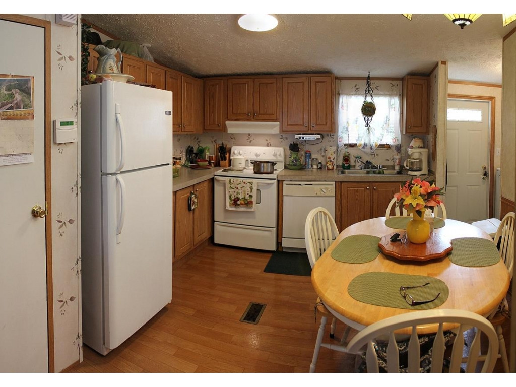 1740 South Wesley Chapel Road Greeneville, TN 37745 - Photo 4 of 24 Photo 4