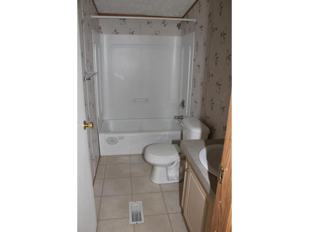 1740 South Wesley Chapel Road Greeneville, TN 37745 - Photo 10 of 24 Photo 10