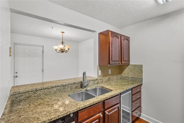 $179,500 | 2025 Dixie Belle Drive, Unit 2025F, Orlando, FL 32812