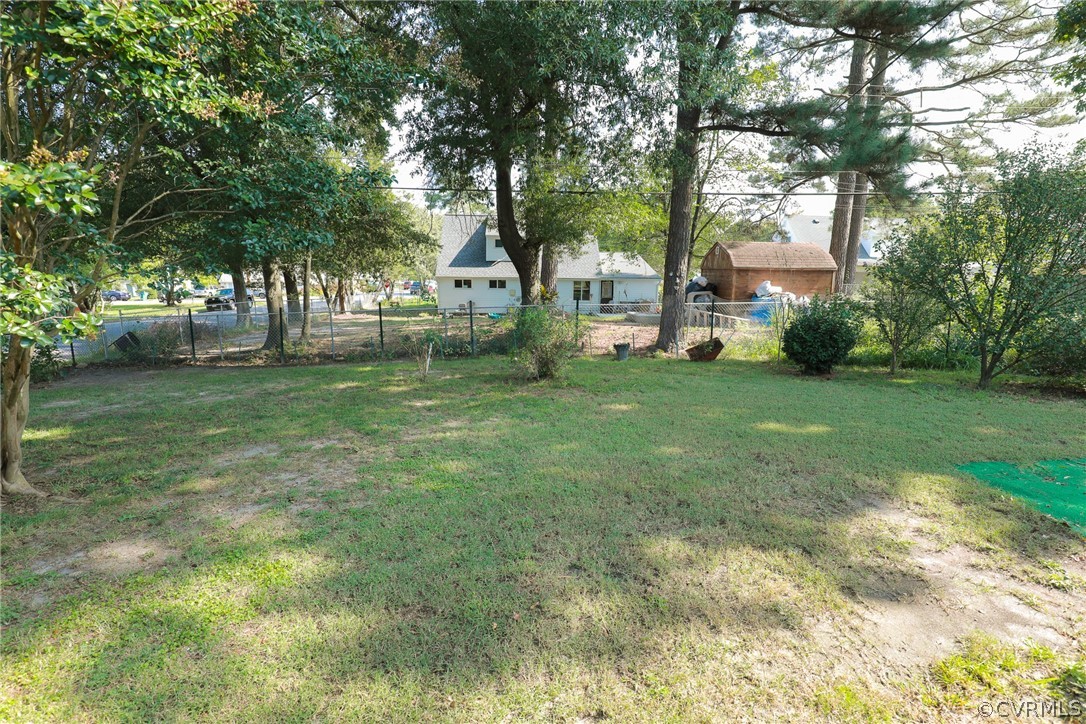5814 Indigo Road Richmond, VA 23230 - Photo 28 of 32 Gallery Image 28