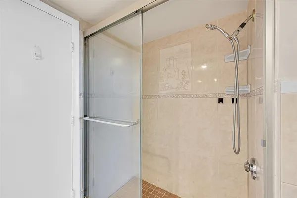 $375,000 | 3020 Northeast 32nd Avenue, Unit 805, Fort Lauderdale, FL 33308