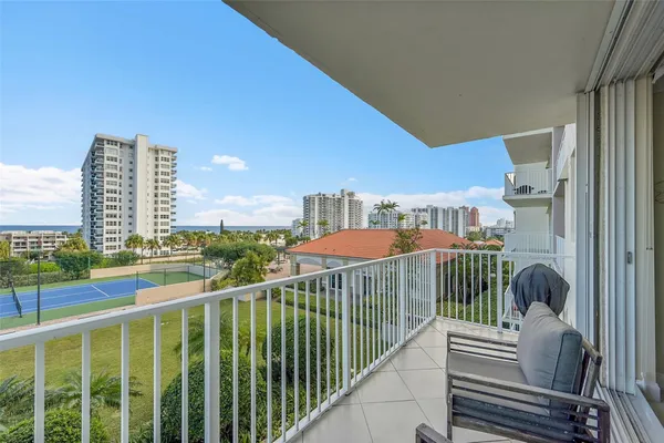 $375,000 | 3020 Northeast 32nd Avenue, Unit 805, Fort Lauderdale, FL 33308