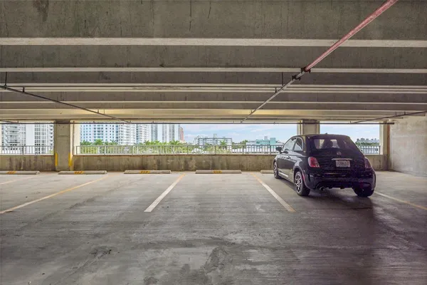 $375,000 | 3020 Northeast 32nd Avenue, Unit 805, Fort Lauderdale, FL 33308