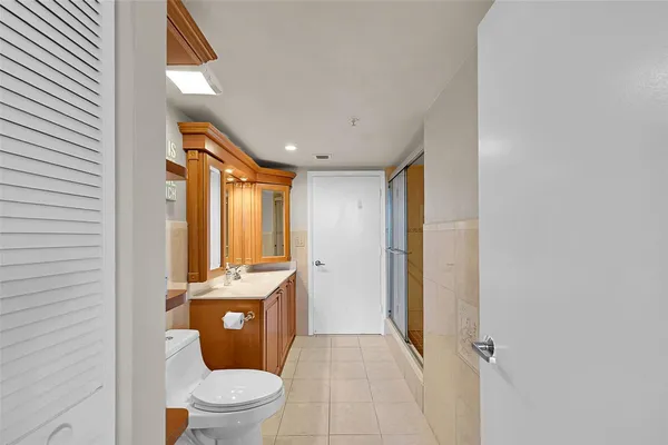 $375,000 | 3020 Northeast 32nd Avenue, Unit 805, Fort Lauderdale, FL 33308