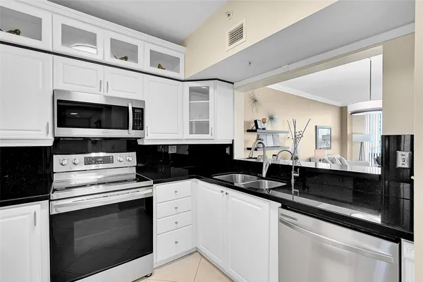 $375,000 | 3020 Northeast 32nd Avenue, Unit 805, Fort Lauderdale, FL 33308