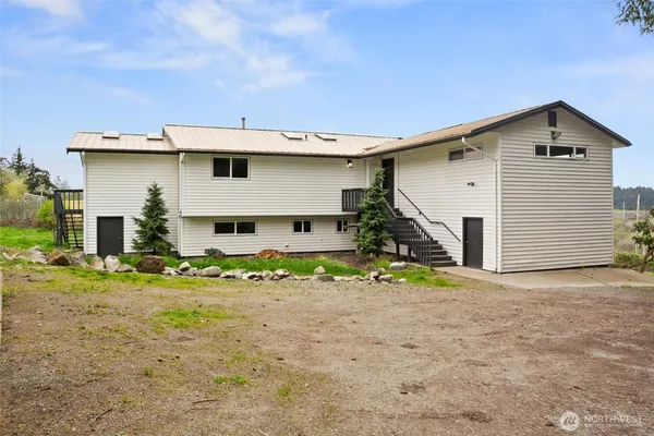 $835,000 | 777 Northeast Camano Drive, Camano Island, WA 98282