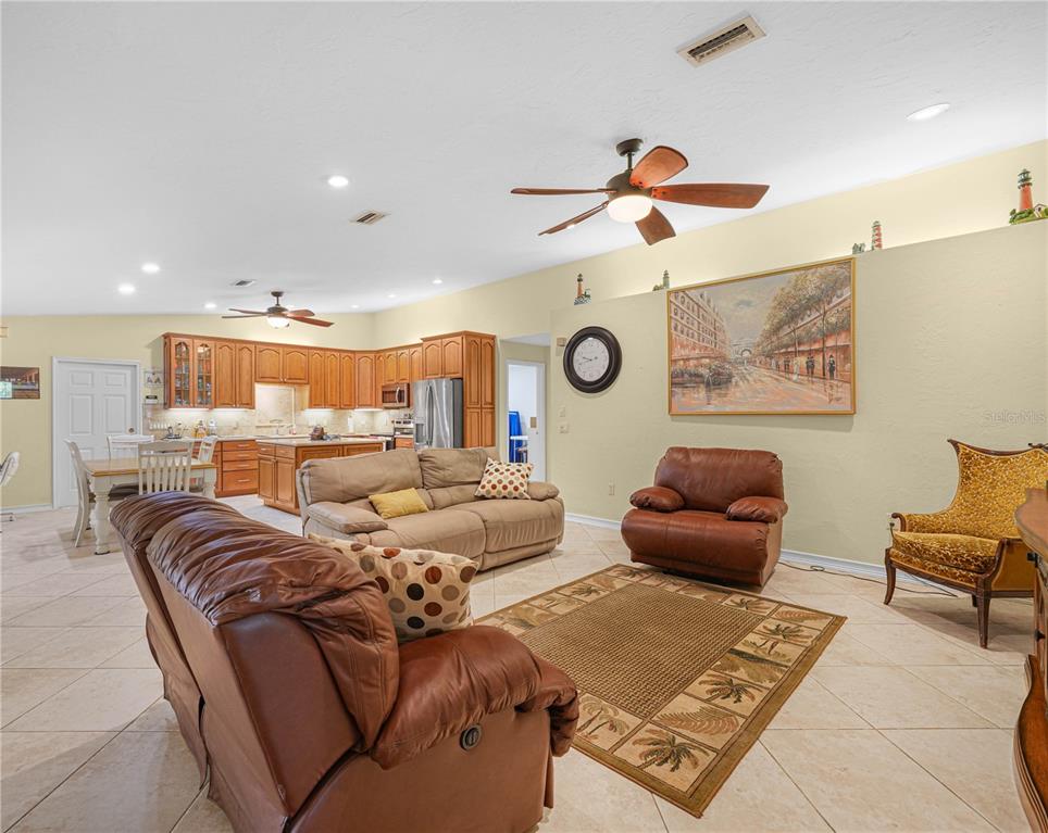 5001 Lakewood Road Sebring, FL 33875 - Photo 7 of 27