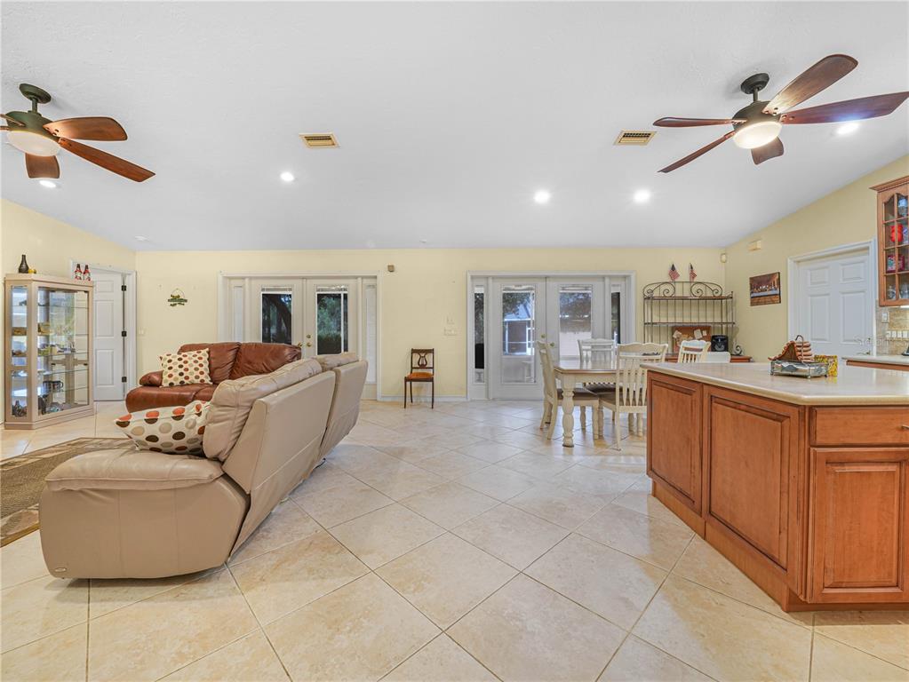 5001 Lakewood Road Sebring, FL 33875 - Photo 9 of 27