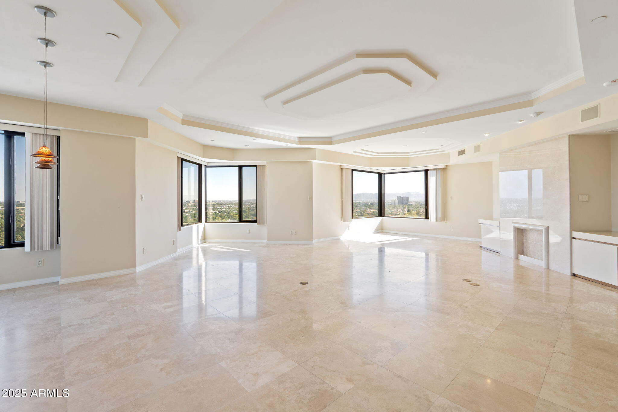 1040 East Osborn Road, Unit 1602 Phoenix, AZ 85014 - Photo 13 of 66 17-web-or-mls-DSC_1017