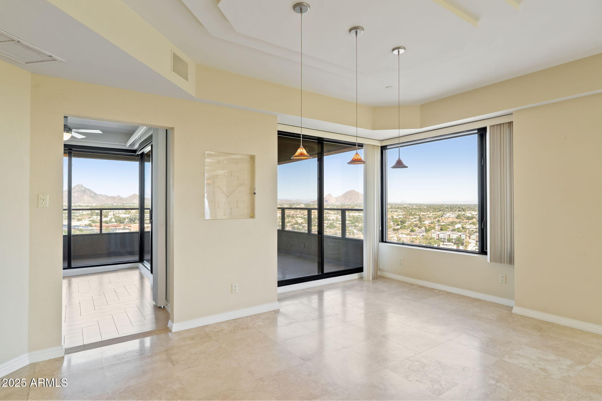 1040 East Osborn Road, Unit 1602 Phoenix, AZ 85014 - Photo 16 of 66 20-web-or-mls-DSC_1020