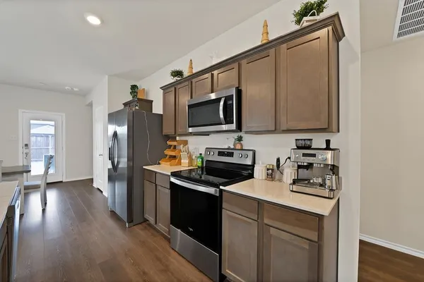 $1,900 | 2117 Ocelot Street, Crandall, TX 75114