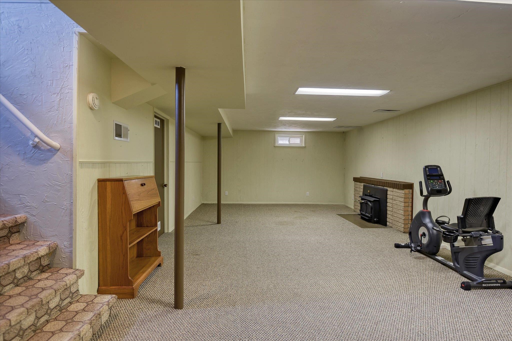 3010 West Bismark Avenue Spokane, WA 99205 - Photo 14 of 29