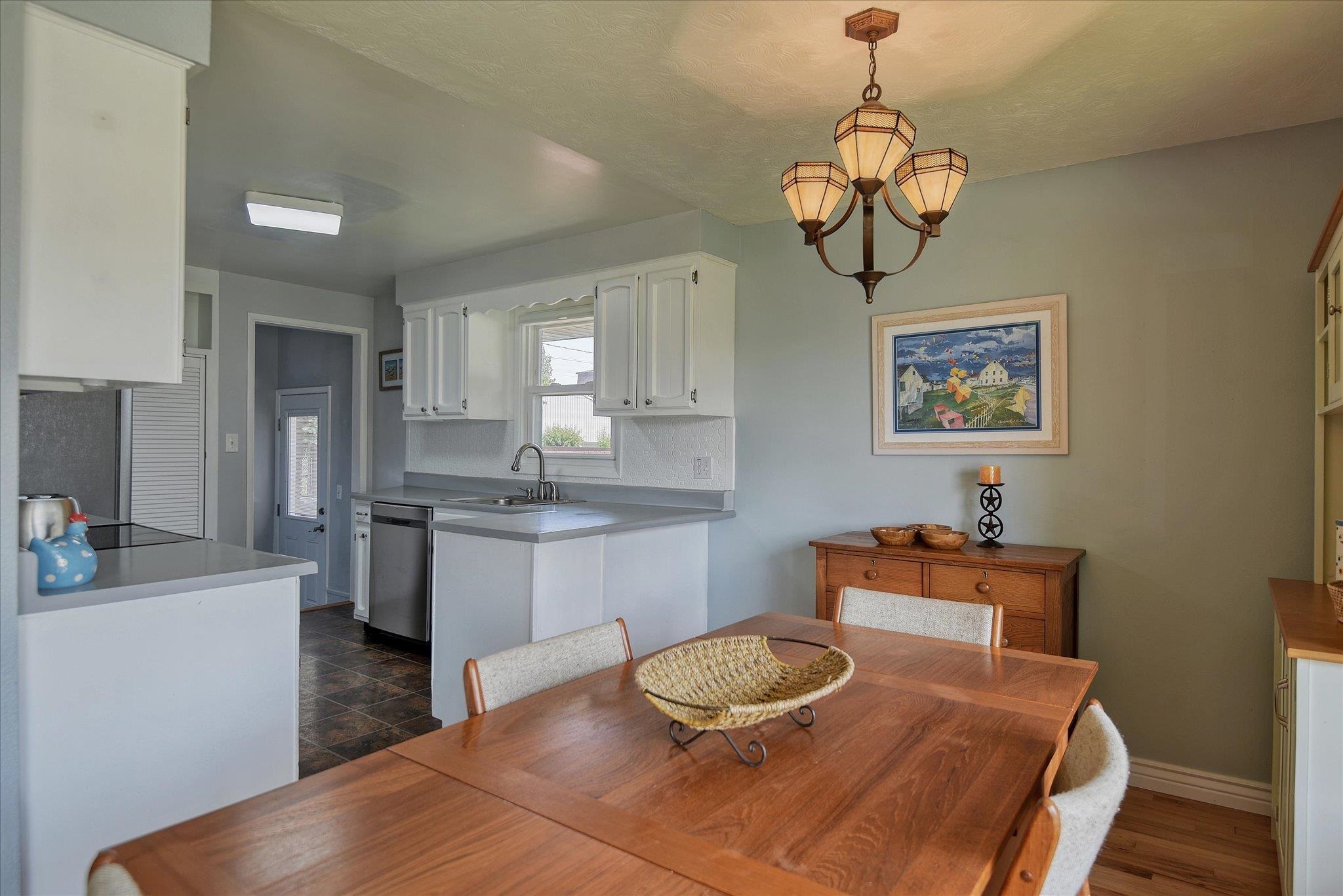 3010 West Bismark Avenue Spokane, WA 99205 - Photo 7 of 29