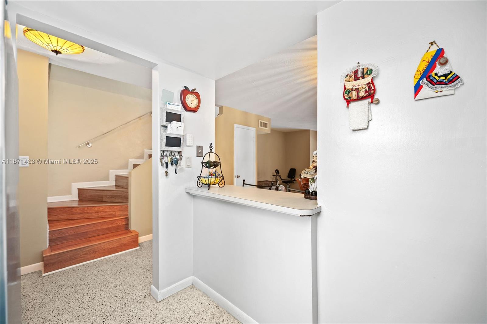 7445 West 16th Avenue Hialeah, FL 33014 - Photo 13 of 30