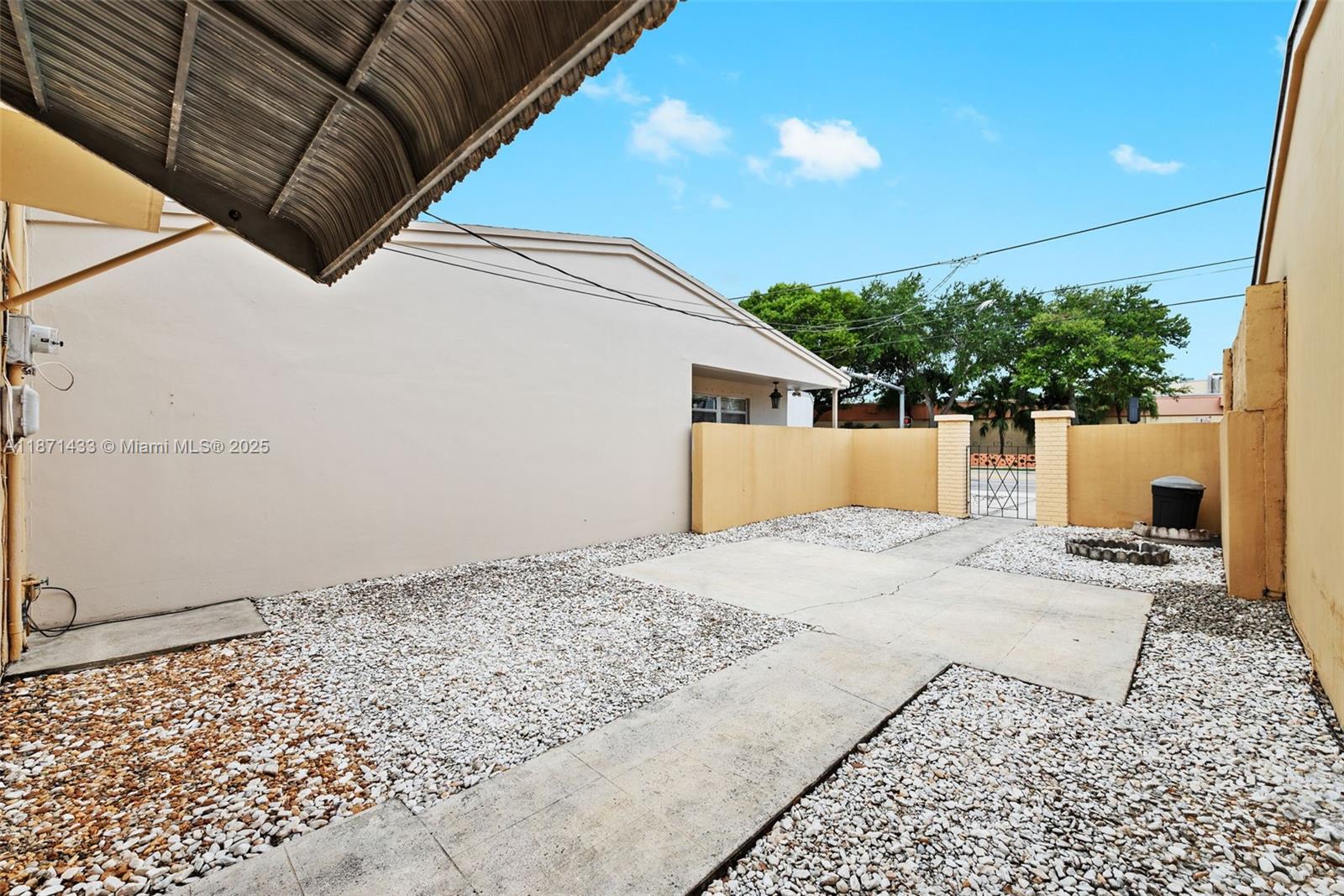 7445 West 16th Avenue Hialeah, FL 33014 - Photo 6 of 30