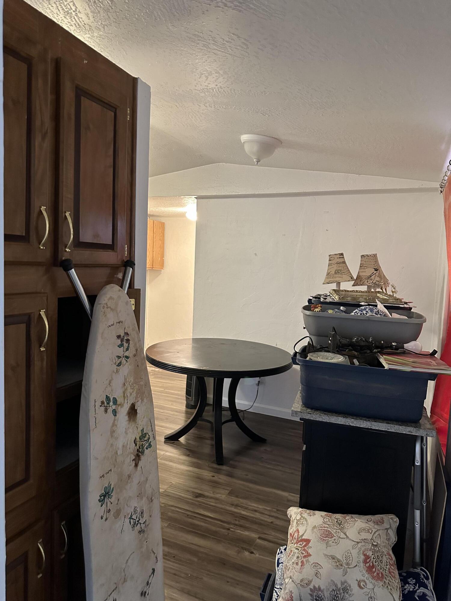60901 Brosterhous Road, Unit 743 Bend, OR 97702 - Photo 12 of 24 DINING