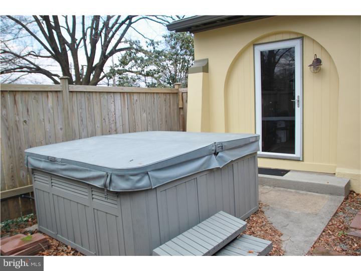 976 Lawrence Road Lawrenceville, NJ 08648 - Photo 22 of 25 Hot Tub