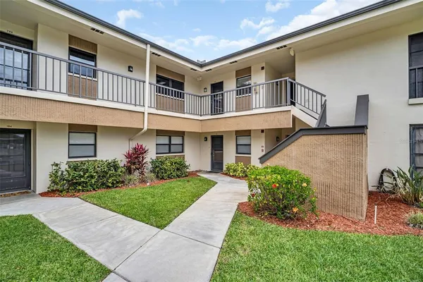 $215,000 | 2700 Nebraska Avenue, Unit 5205, Palm Harbor, FL 34684