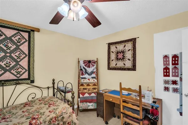 $215,000 | 2700 Nebraska Avenue, Unit 5205, Palm Harbor, FL 34684