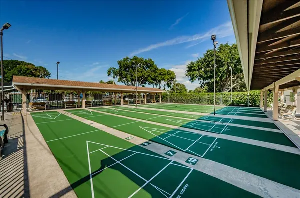 $215,000 | 2700 Nebraska Avenue, Unit 5205, Palm Harbor, FL 34684
