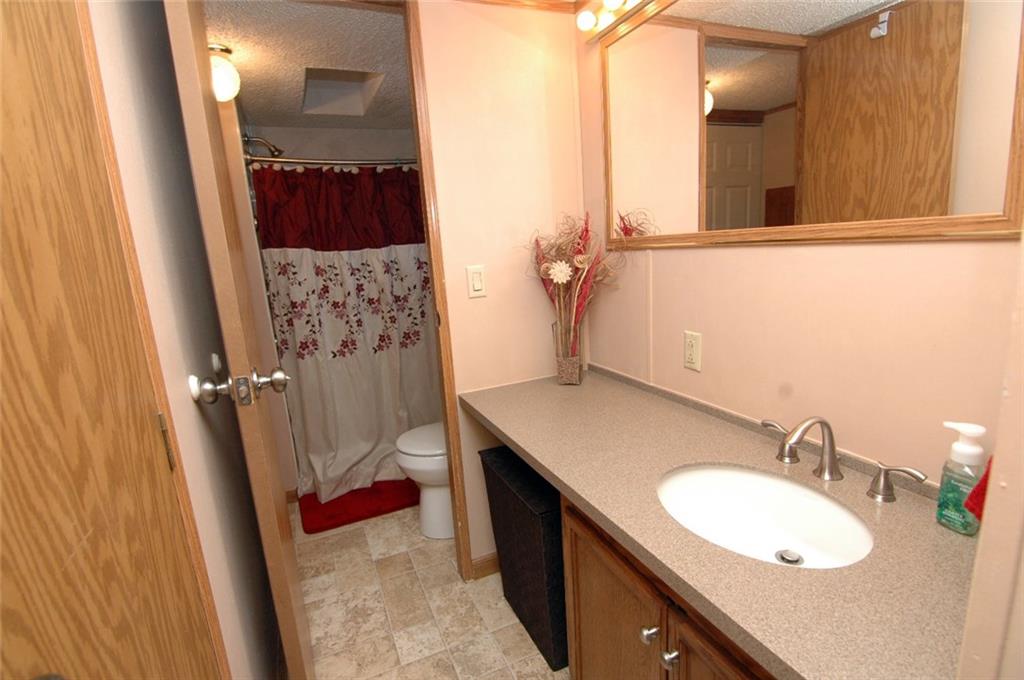 735 Rodney Street Crescent, PA 15046 - Photo 11 of 21 Gallery Image 11