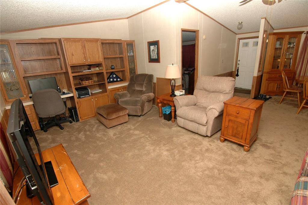 735 Rodney Street Crescent, PA 15046 - Photo 4 of 21 Gallery Image 4