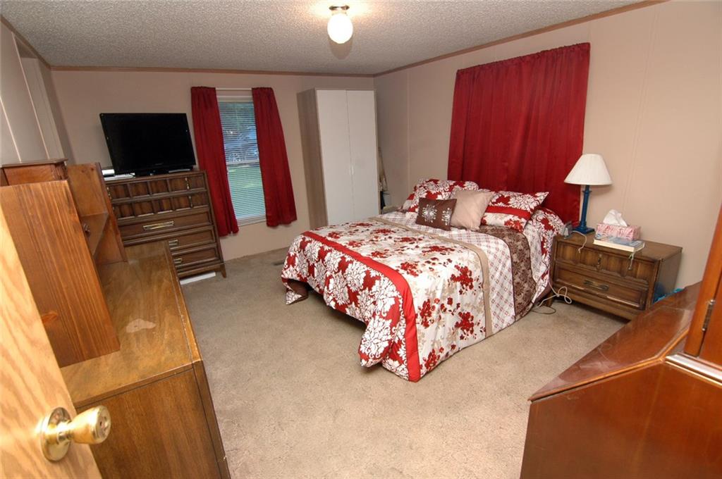 735 Rodney Street Crescent, PA 15046 - Photo 9 of 21 Gallery Image 9