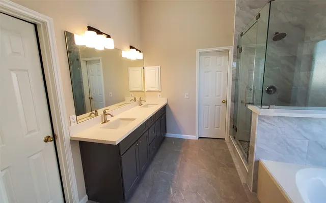 $2,450 | 2906 Humble Drive, Manvel, TX 77578