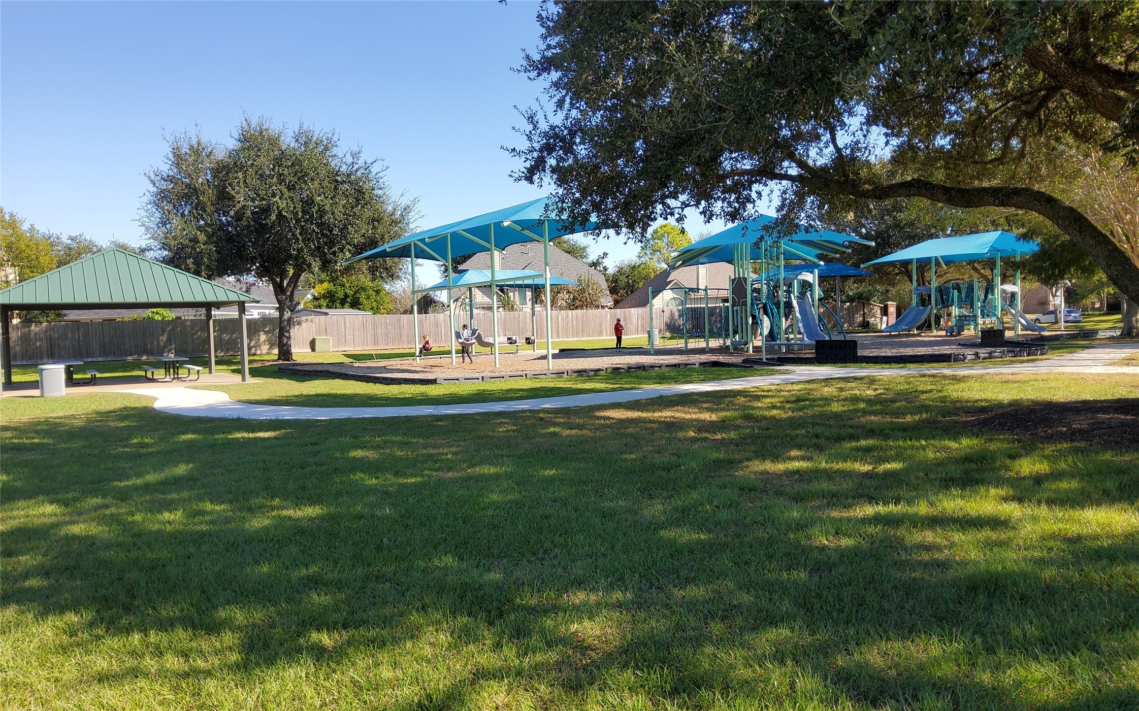 2906 Humble Drive Manvel, TX 77578 - Photo 31 of 34 a front view of a residential houses with yard and green space