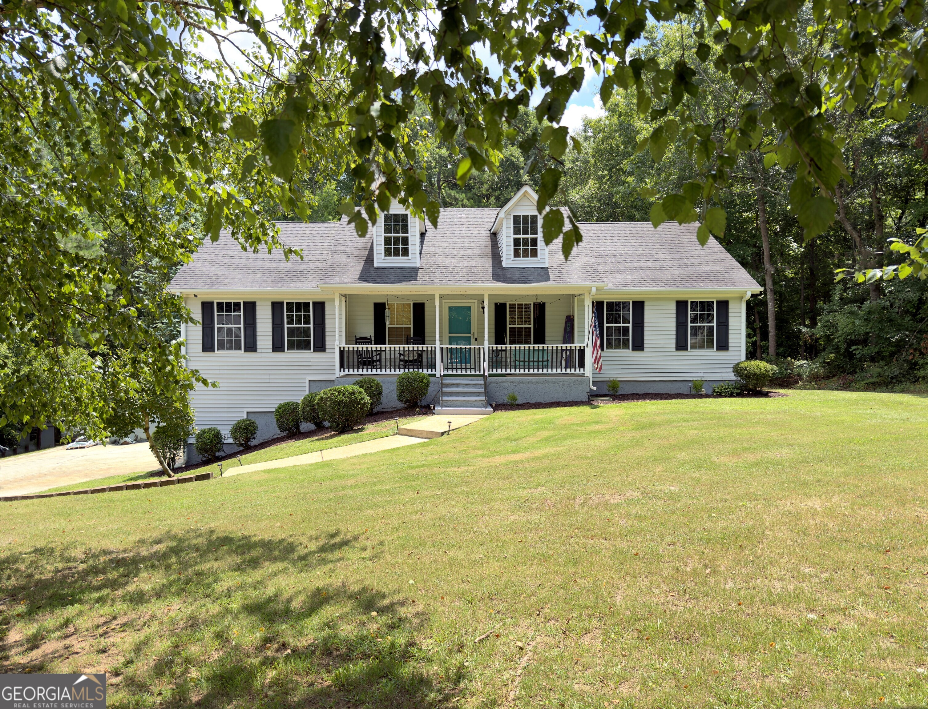1048 Birdseye View Locust Grove, GA 30248 - Photo 4 of 69