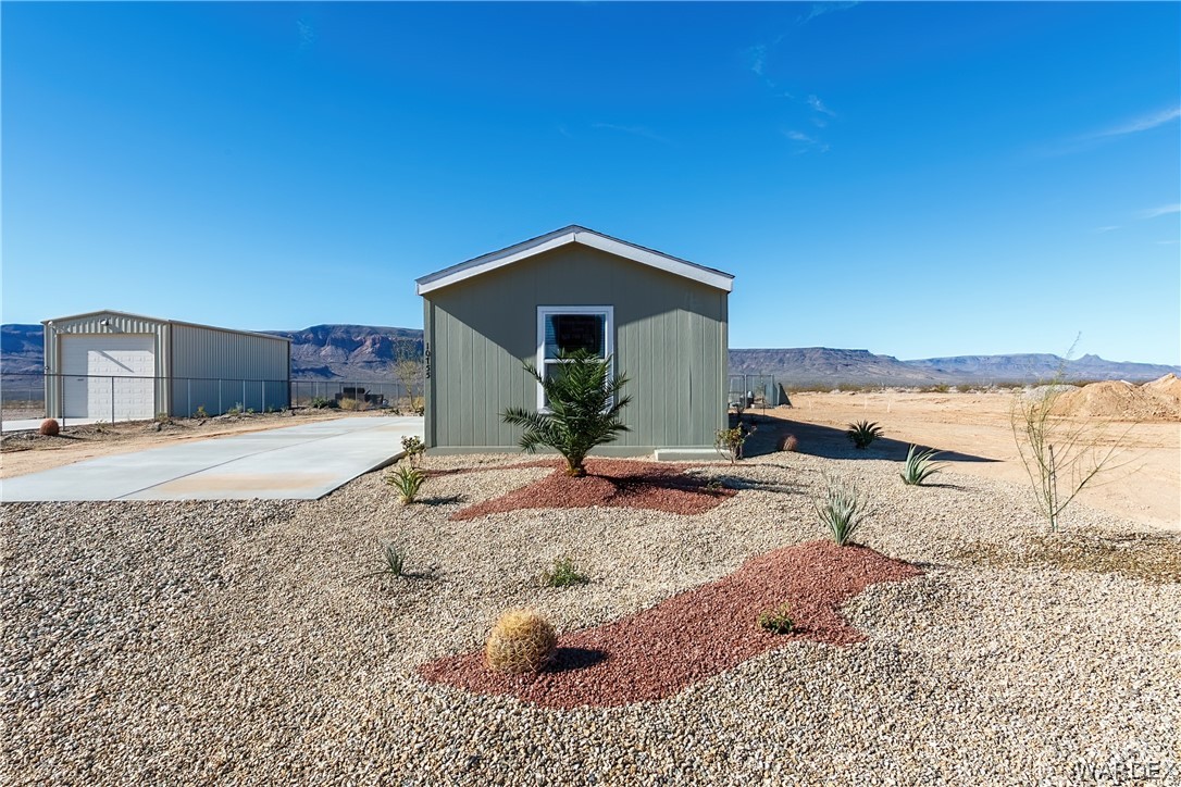 10755 South Paradise Trails Road Yucca, AZ 86438 - Photo 4 of 32 Gallery Image 4
