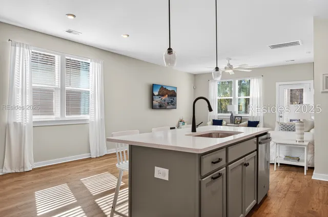 $499,000 | 254 Lockwood Drive, Bluffton, SC 29910