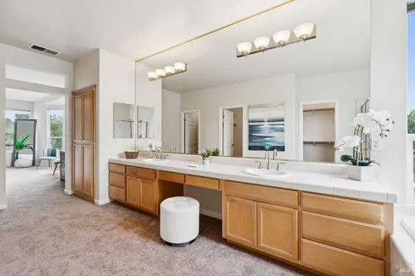 $1,359,000 | 2147 Falcon Ridge Drive, Petaluma, CA 94954