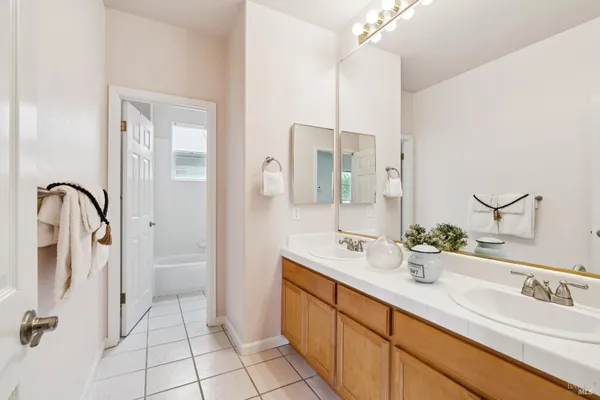 $1,359,000 | 2147 Falcon Ridge Drive, Petaluma, CA 94954