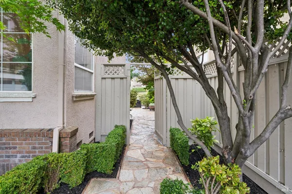 $1,359,000 | 2147 Falcon Ridge Drive, Petaluma, CA 94954