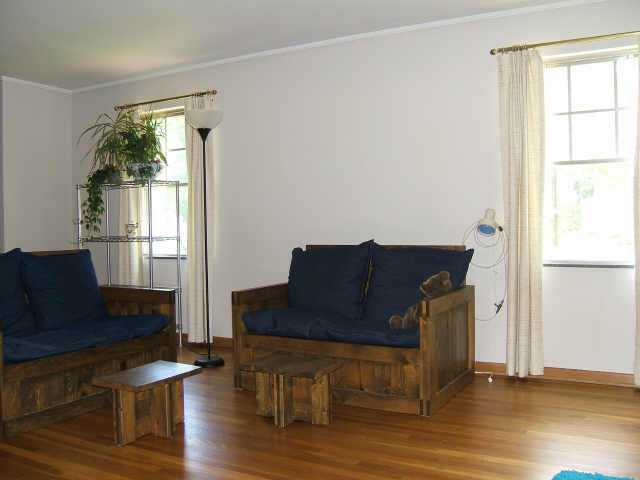 2729 Minerva Lake Road Columbus, OH 43231 - Photo 3 of 5 Gallery Image 3