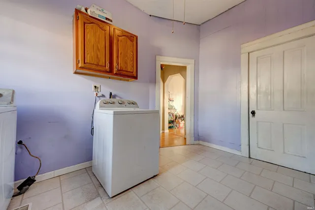 $189,500 | 922 Washington Street, Tell City, IN 47586