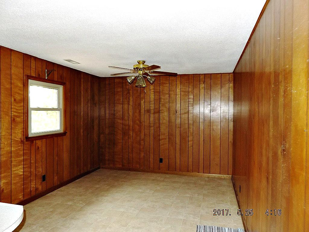 161 George Bowers Road Elizabethton, TN 37643 - Photo 5 of 18 Dining Room