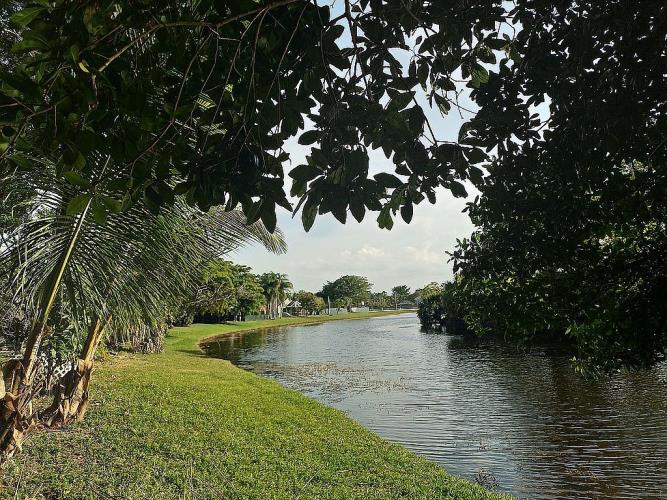 2231 Northwest 34th Terrace Pompano Beach, FL 33066 - Photo 34 of 68