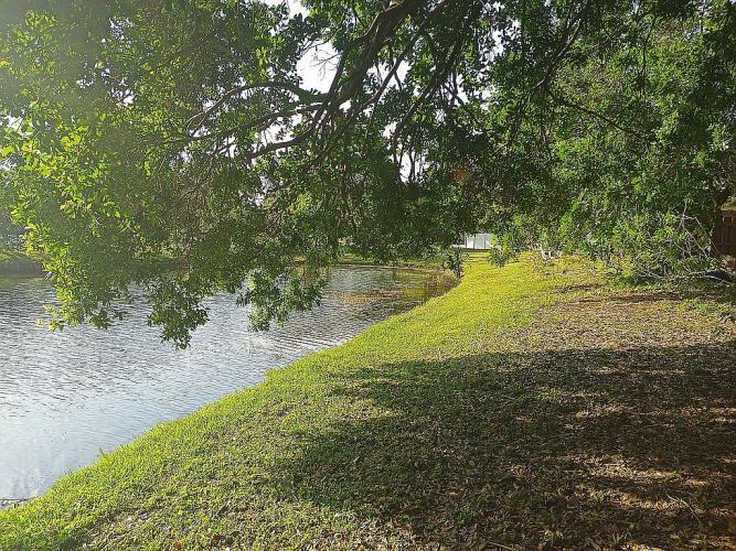 2231 Northwest 34th Terrace Pompano Beach, FL 33066 - Photo 37 of 68