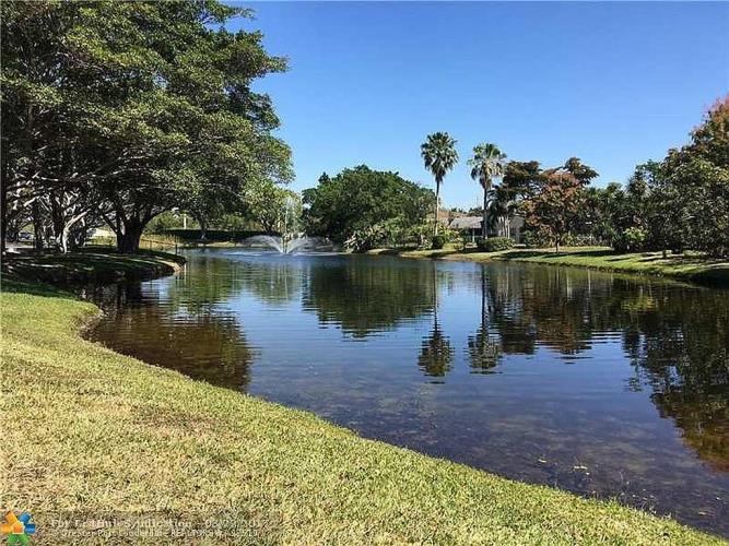 2231 Northwest 34th Terrace Pompano Beach, FL 33066 - Photo 38 of 68