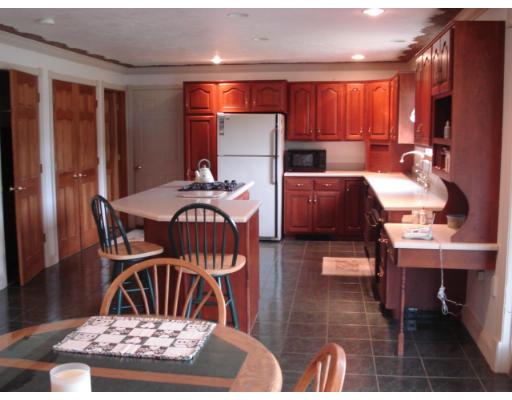 12 Gay Road Brookfield, MA 01506 - Photo 4 of 30 Gallery Image 4