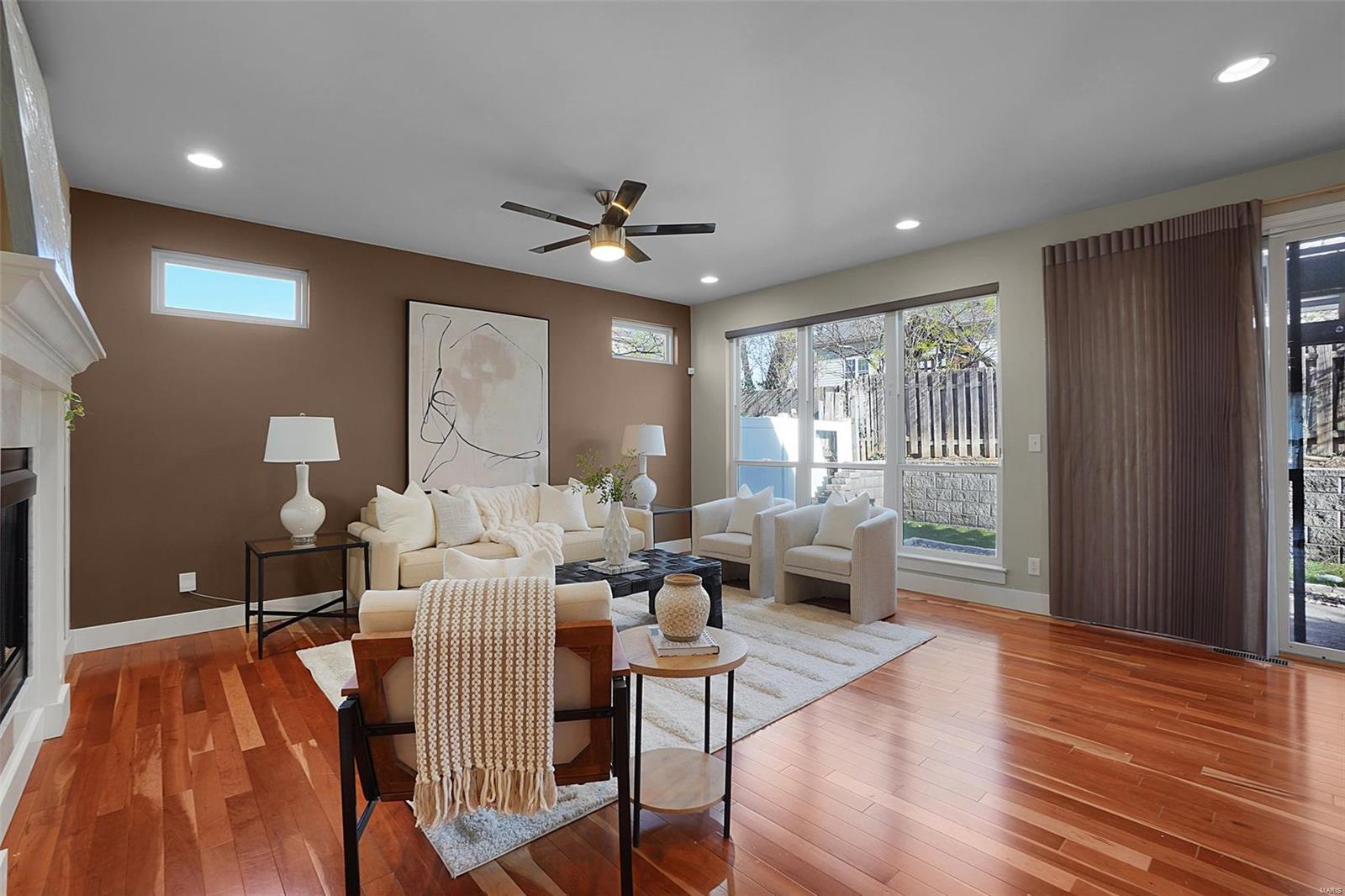 10313 Cable Avenue St. Louis, MO 63131 - Photo 8 of 38