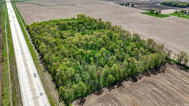 $399,900 | 13815 Branstrator Road, Yoder, IN 46798