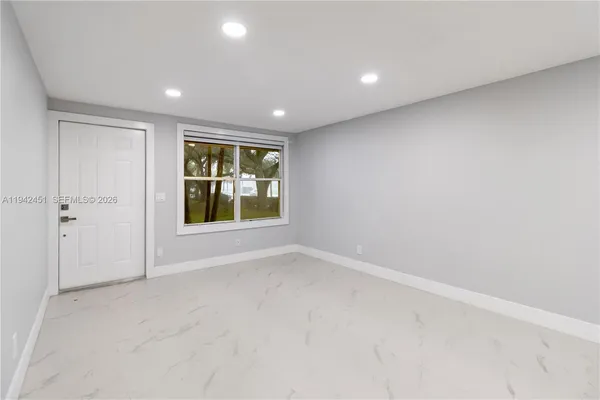 $2,000 | 7144 Southgate Boulevard, Unit 7144, Tamarac, FL 33321