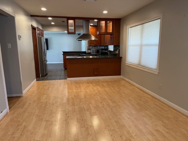 923 West 41st Street Houston, TX 77018 - Photo 2 of 13 a view of kitchen with stainless steel appliances granite countertop a refrigerator and a sink